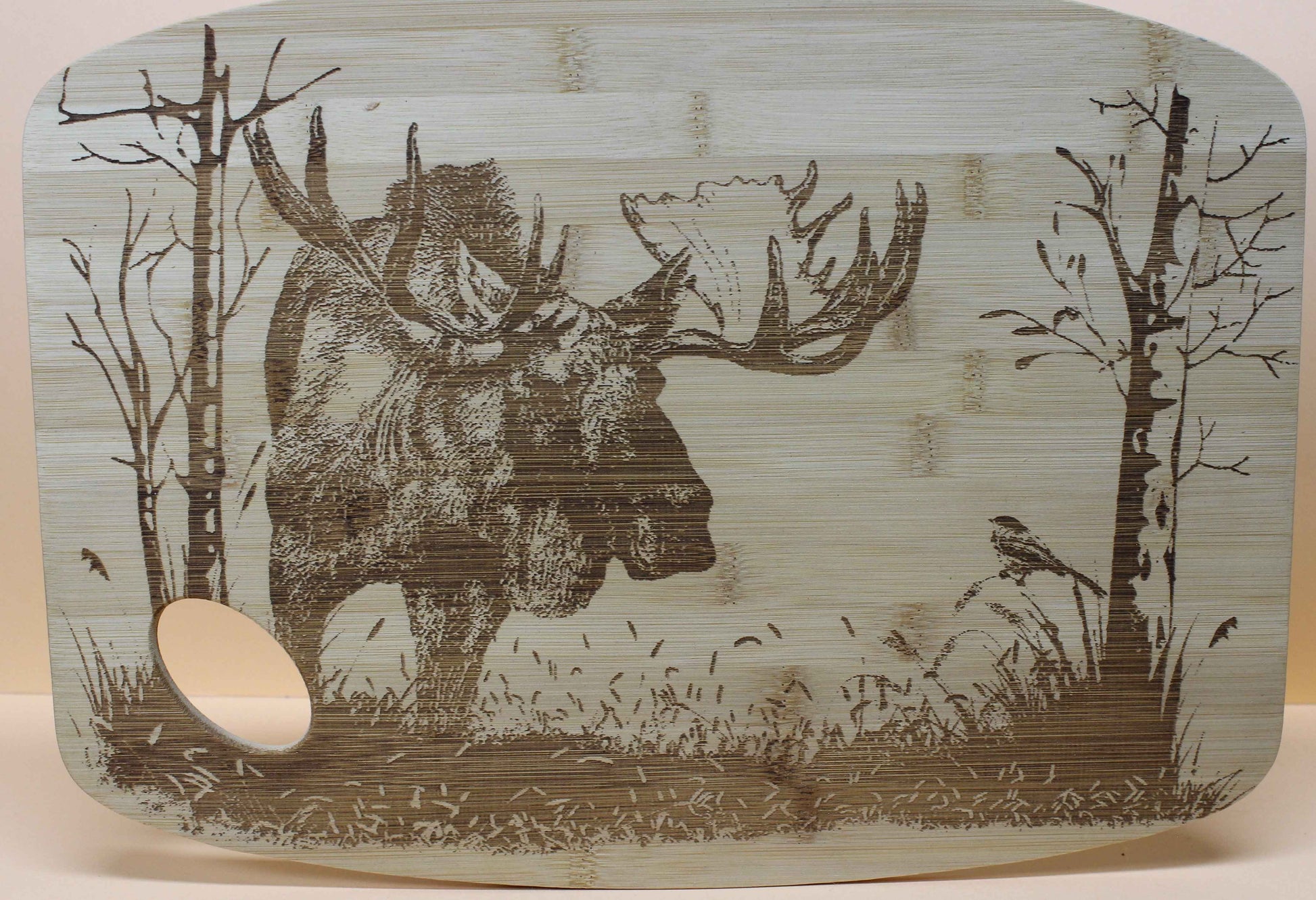 Schneidebrett aus Holz Motiv Elch Bambus