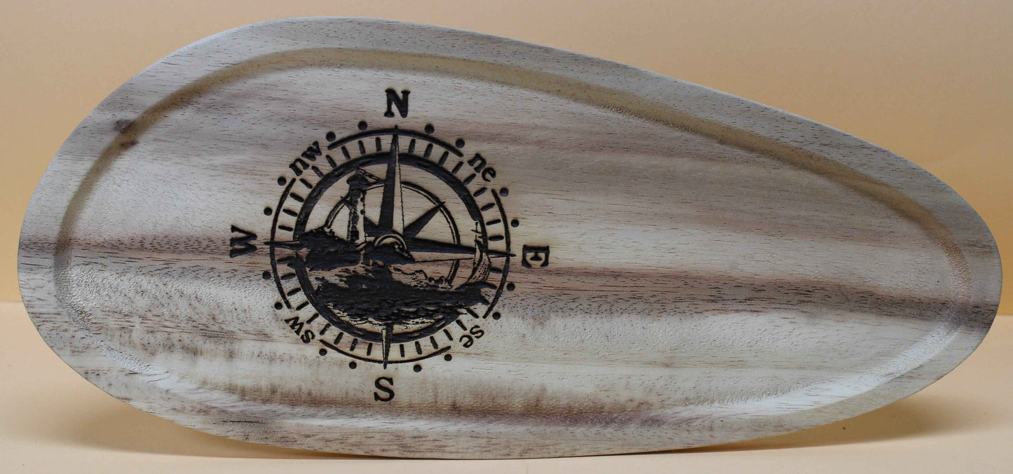 Schneidebrett aus Holz oval mit Rand Motiv Windrose  Kompass Arkazie