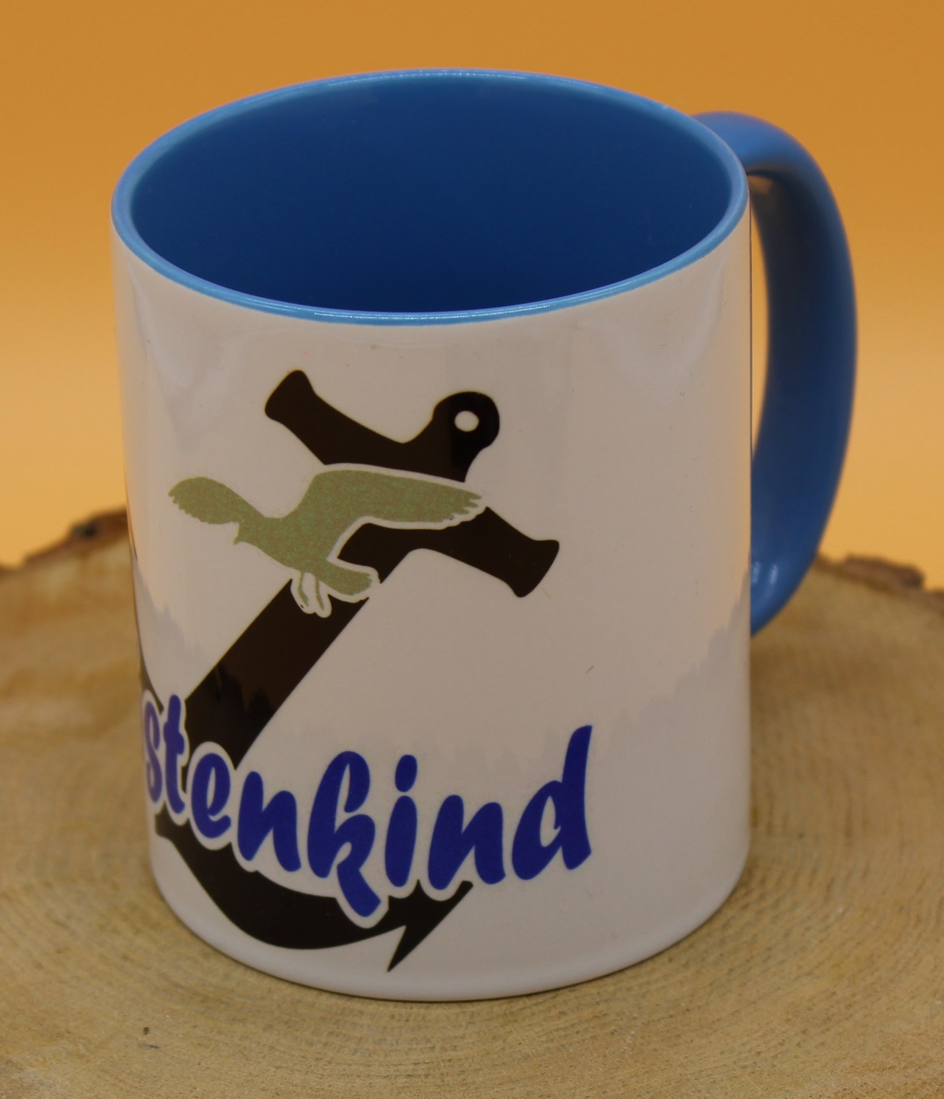 Keramiktasse Küstenkind mit Anker und Möwe
